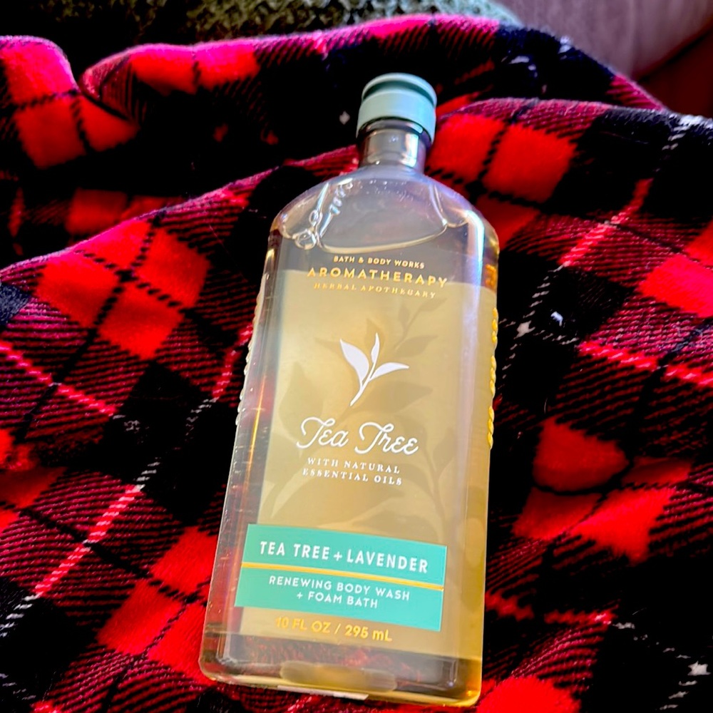 Bath and Body Works Aromatherapy Body Wash